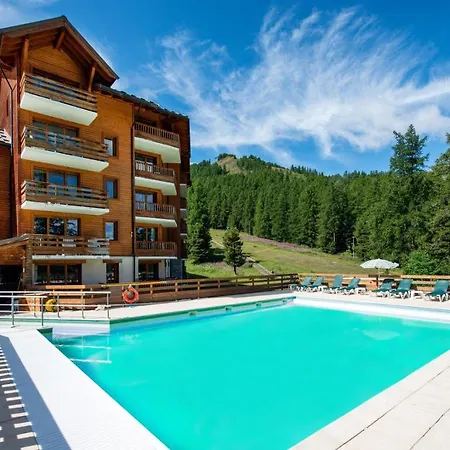 Appart hôtel Résidence Pierre&vacances L'albane 3*